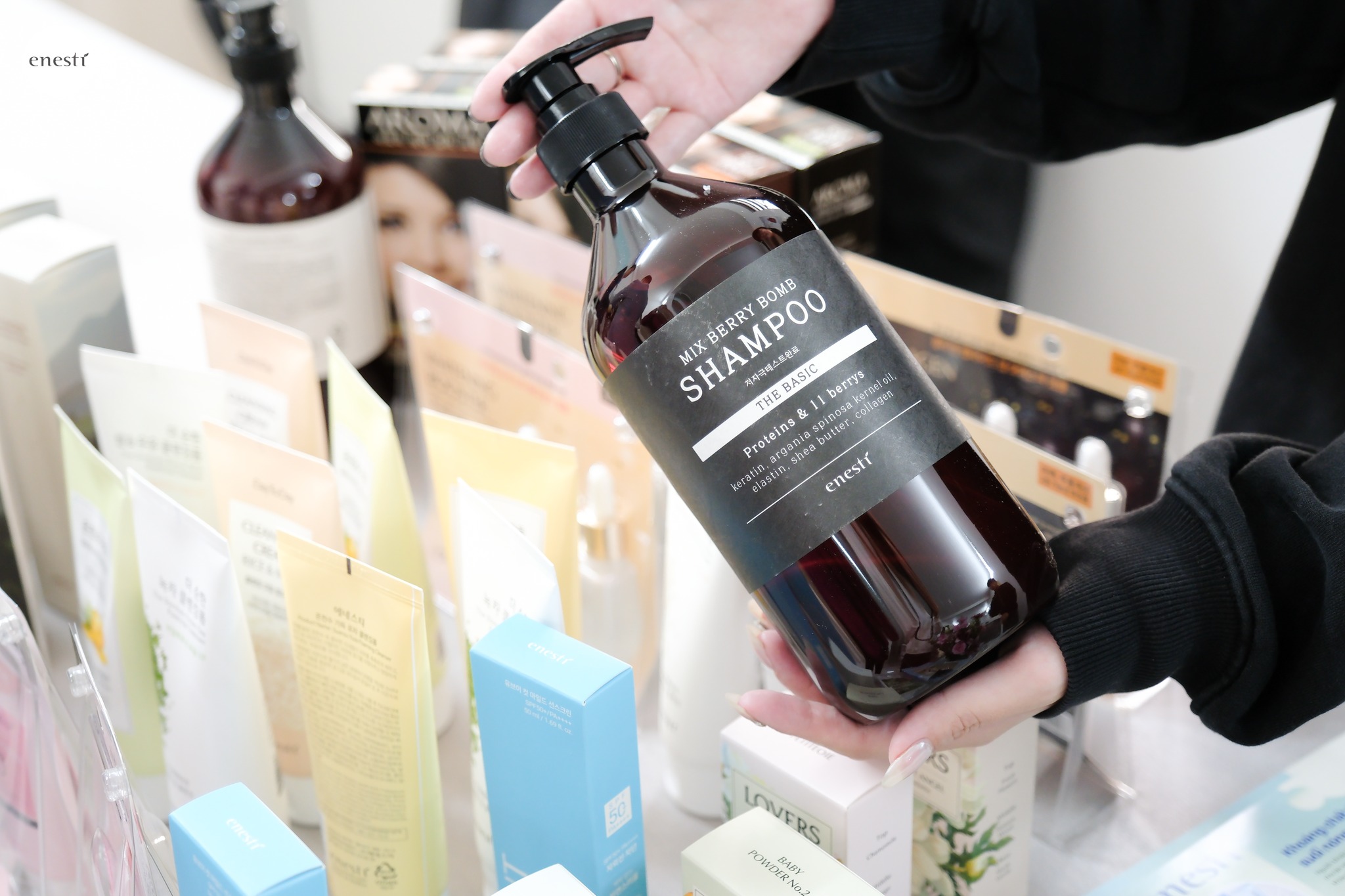 Sản phẩm Enesti Mix Berry Bomb Shampoo trong danh mục chăm sóc tóc của Enesti Việt Nam